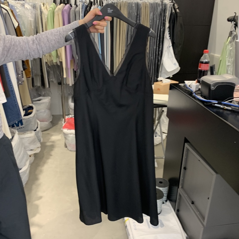 THE SECOND GROW韓國直郵女士新品26春夏時尚連衣裙緞面THE SECOND GROW連衣裙圖色2