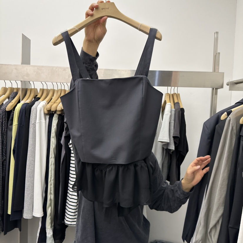 SPECIAL韓國東大門直郵女裝新品推薦熱賣時尚26春夏吊帶背心SPECIAL吊帶/背心圖色1墨色