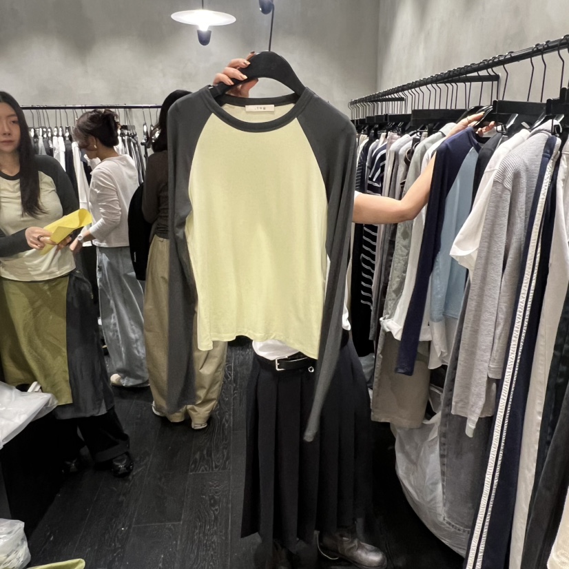 TUG韓國直郵實拍女裝新品休閑人氣推薦熱賣26春夏長袖T恤TUG長袖T恤圖色2