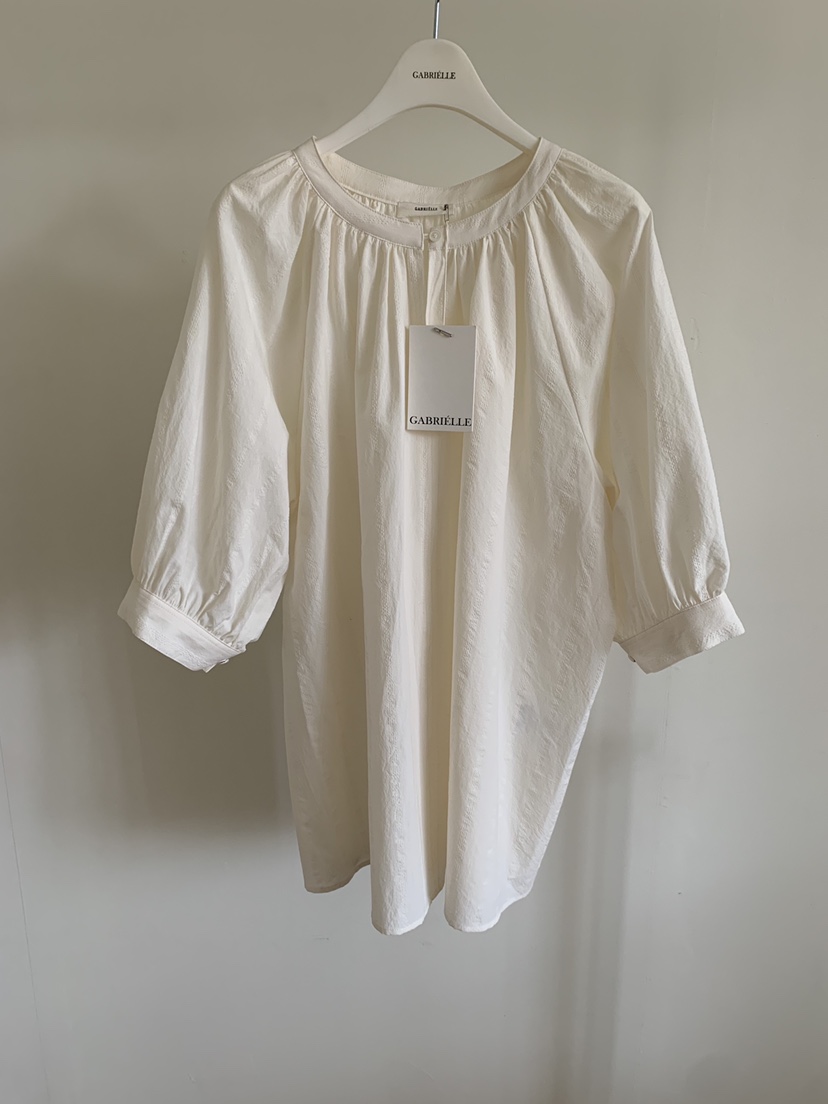 GABRIELLE韓國代購女裝新款熱賣推薦26春夏休閑襯衫蕾絲衫GABRIELLE襯衫/蕾絲衫圖色2