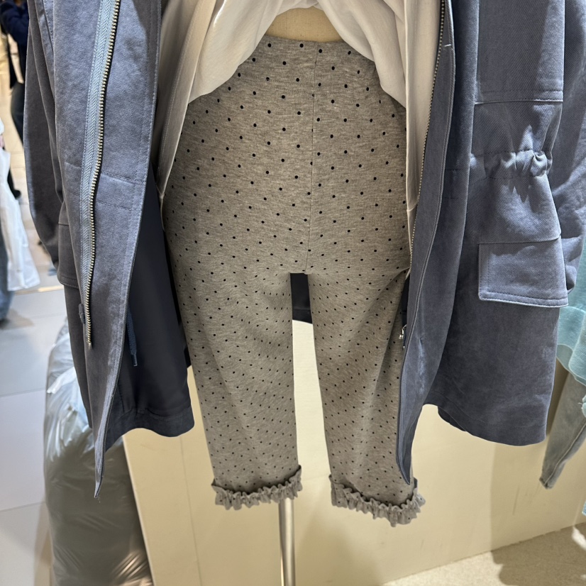 MOREMORE韓國直郵實拍女裝新品休閑推薦短褲荷葉邊緊身褲more more短褲圖色1