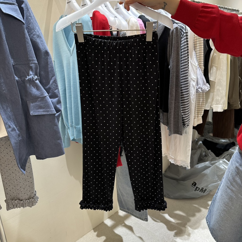 MOREMORE韓國直郵實拍女裝新品休閑推薦短褲荷葉邊緊身褲more more短褲圖色2