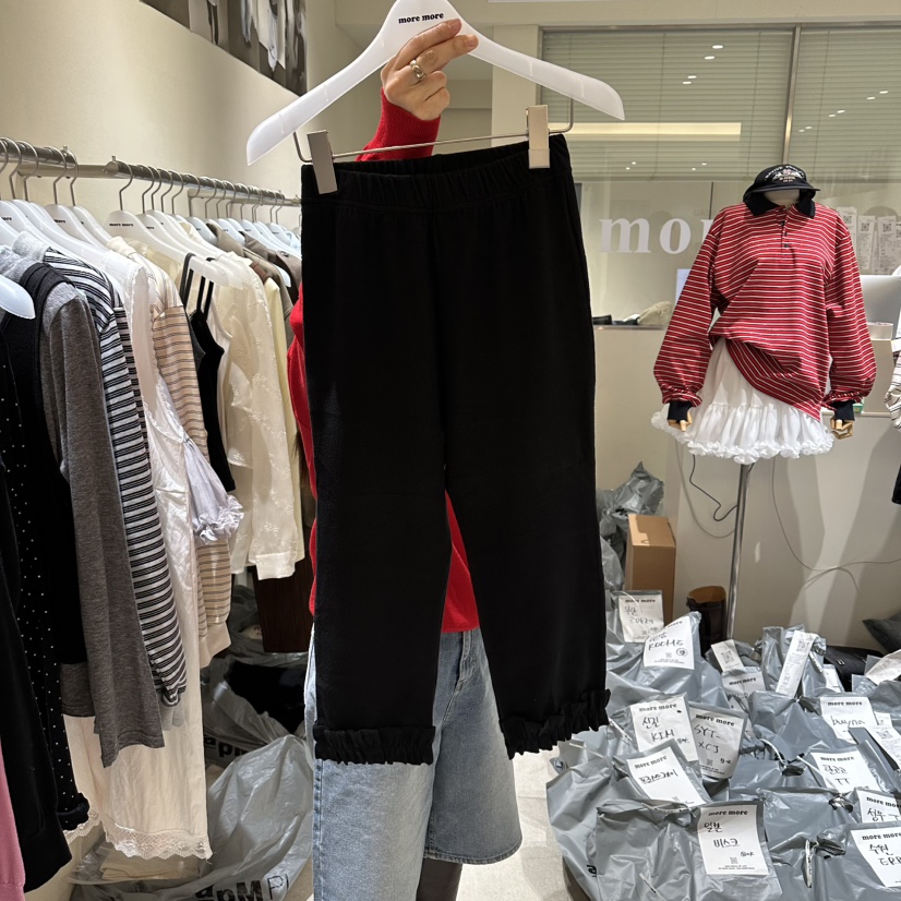 MOREMORE韓國直郵實拍女裝新品休閑推薦短褲荷葉邊緊身褲more more短褲圖色3