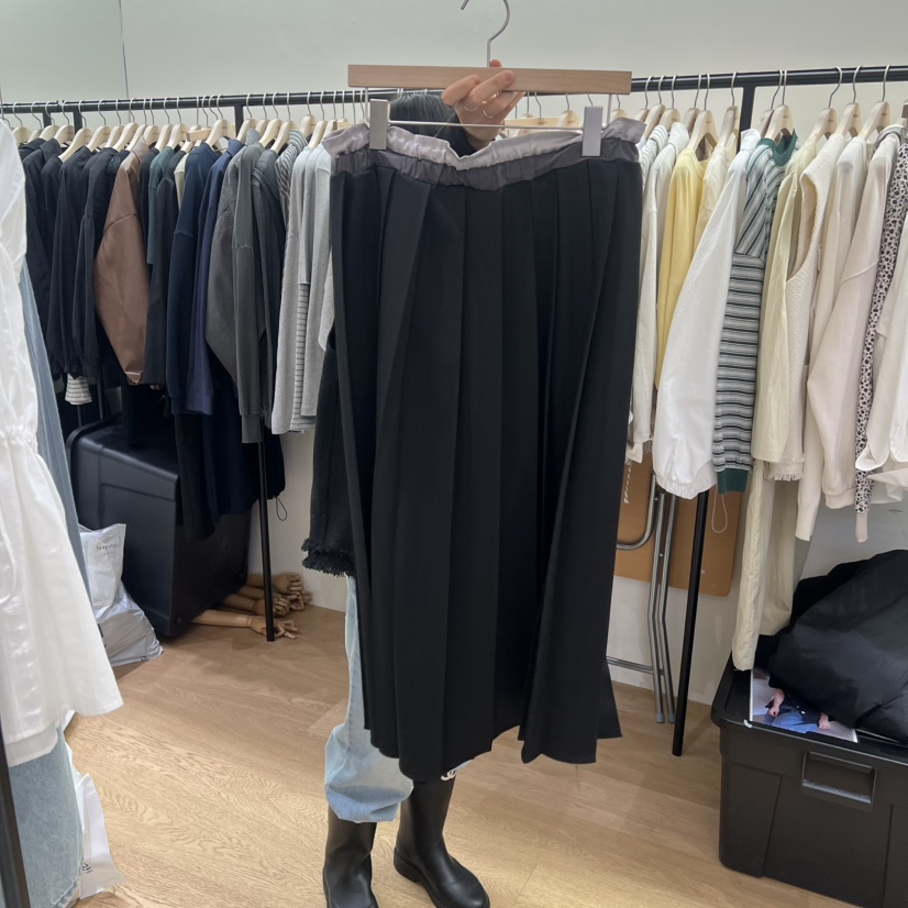 SPAGHETTI韓國直郵女士新款職業熱賣休閑推薦26春夏長裙褶皺spaghetti長裙