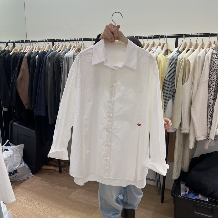 SPAGHETTI韓國代購女裝新品推薦時尚人氣襯衫蕾絲衫刺繡褶裥spaghetti襯衫/蕾絲衫圖色2