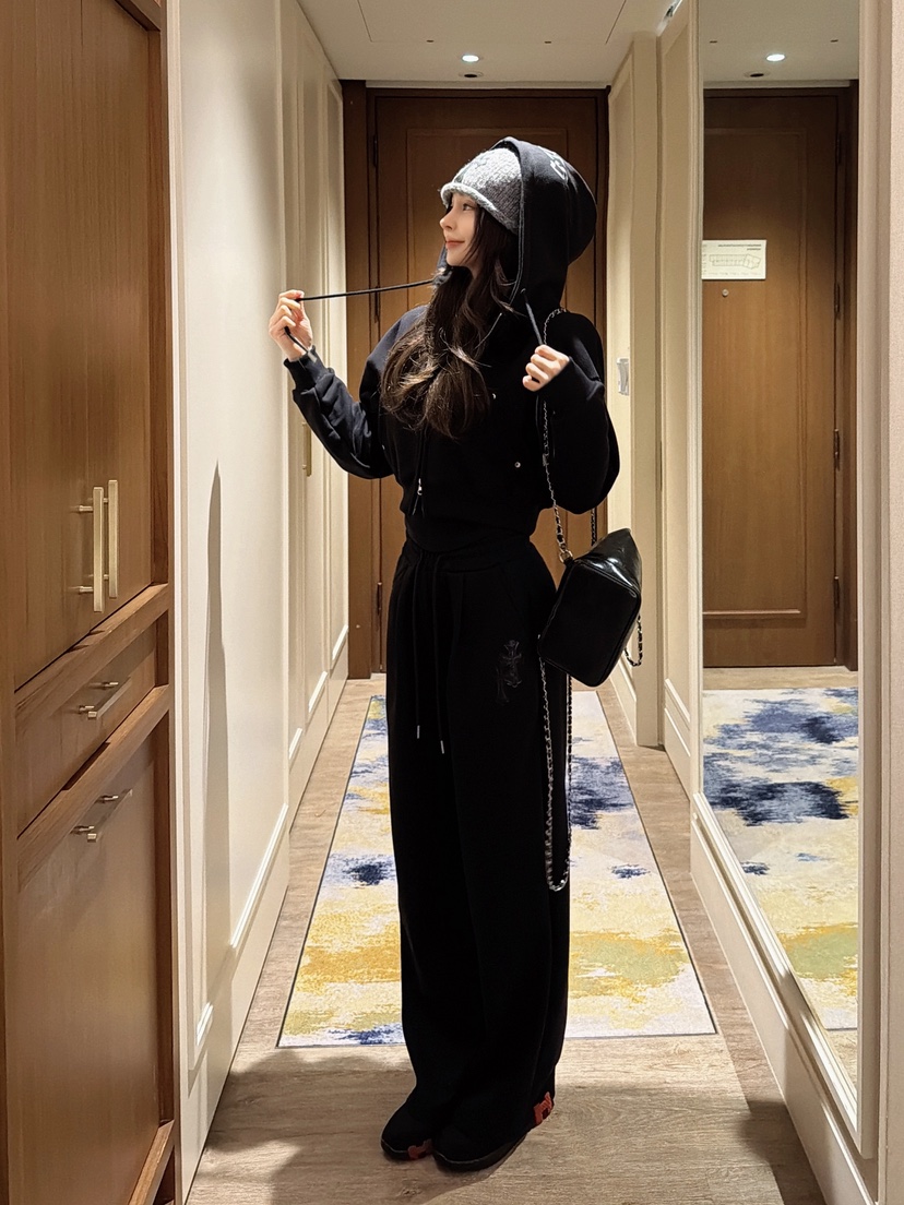 CLOTH韓國直郵實拍女裝新品職業人氣推薦休閑夾克連帽拉鏈衫CLOTH夾克