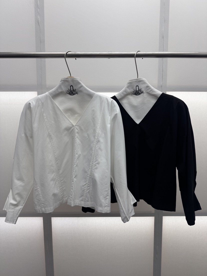 MILUI韓國直郵實拍女裝新款熱賣時尚人氣推薦休閑襯衫蕾絲衫MILUI襯衫/蕾絲衫