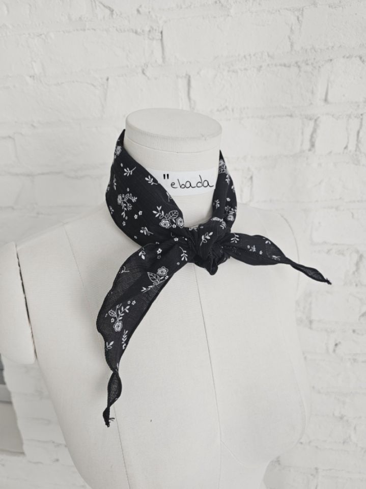 EBADA韓國東大門代購女士新款休閑26春夏時尚圍巾披肩花朵EBADA圍巾/披肩