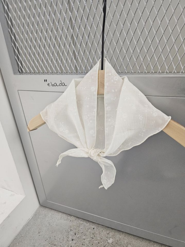 EBADA韓國東大門代購女士新款休閑26春夏時尚圍巾披肩花朵EBADA圍巾/披肩圖色2