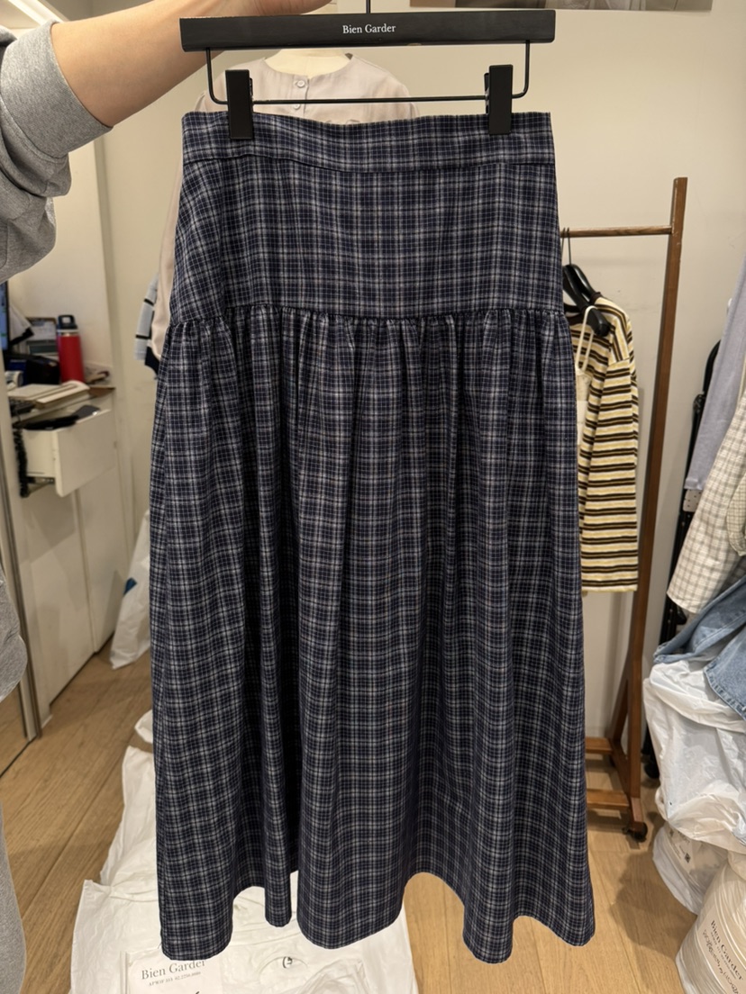 BIEN GARDER韓國直郵實拍女裝新款時尚推薦職業人氣長裙BIEN GARDER長裙圖色2