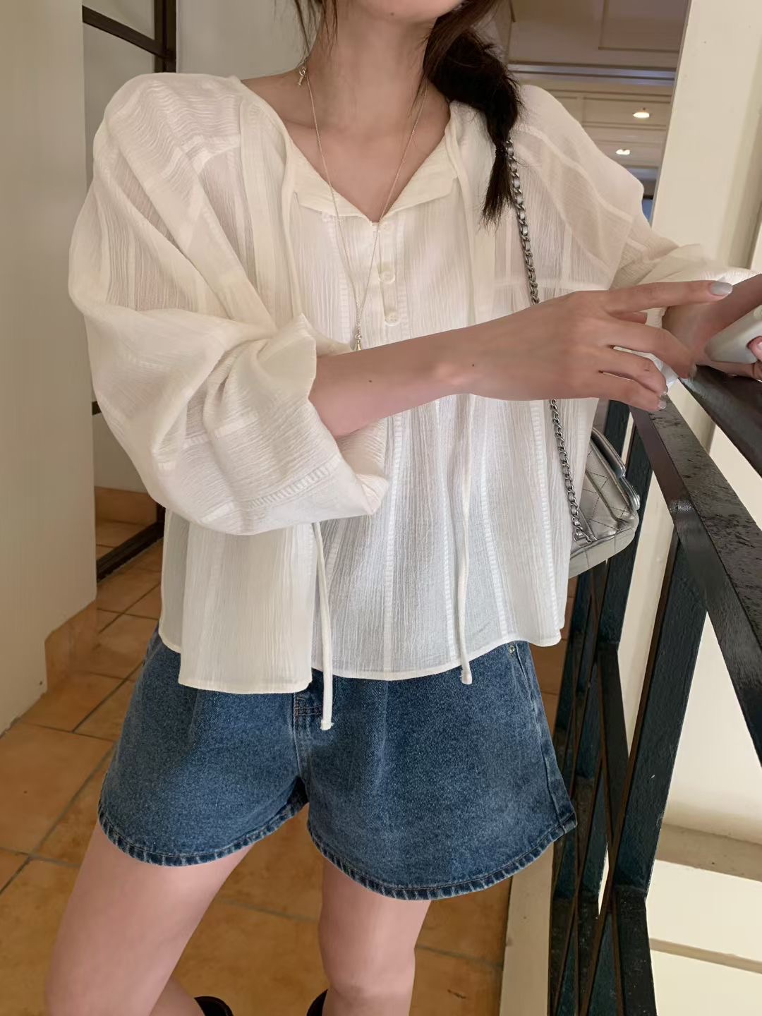 MELLOUNGE-멜라운지-T韓國直郵女裝新款推薦襯衫蕾絲衫MELLOUNGE-2件起襯衫/蕾絲衫