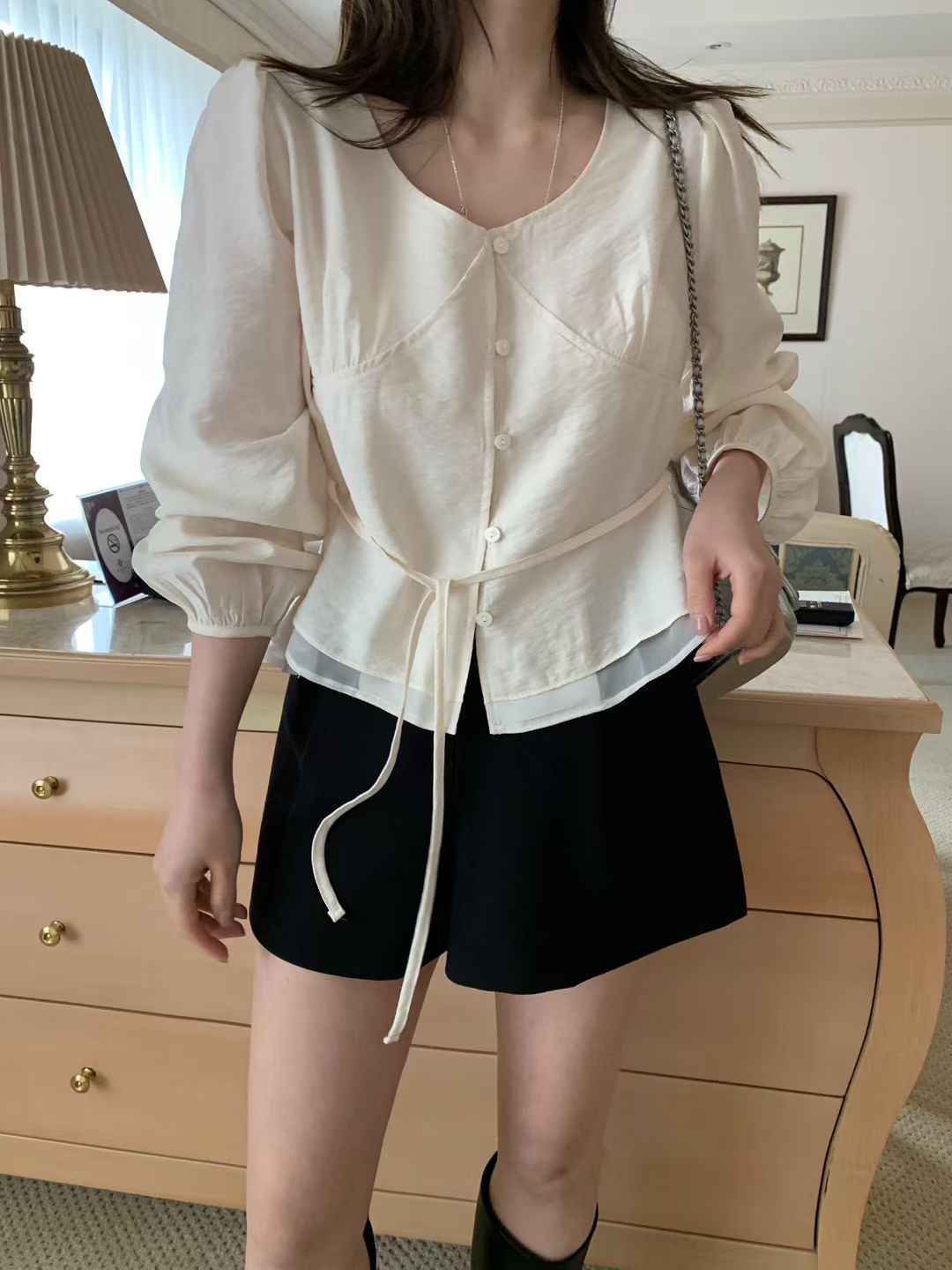 MELLOUNGE-멜라운지-T韓國東大門代購女士新款時尚襯衫蕾絲衫MELLOUNGE-2件起襯衫/蕾絲衫圖色1