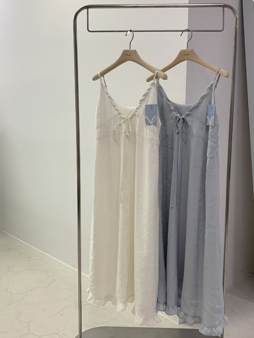 MELLOUNGE-멜라운지-T韓國東大門代購女裝新品26春夏連衣裙MELLOUNGE-2件起連衣裙