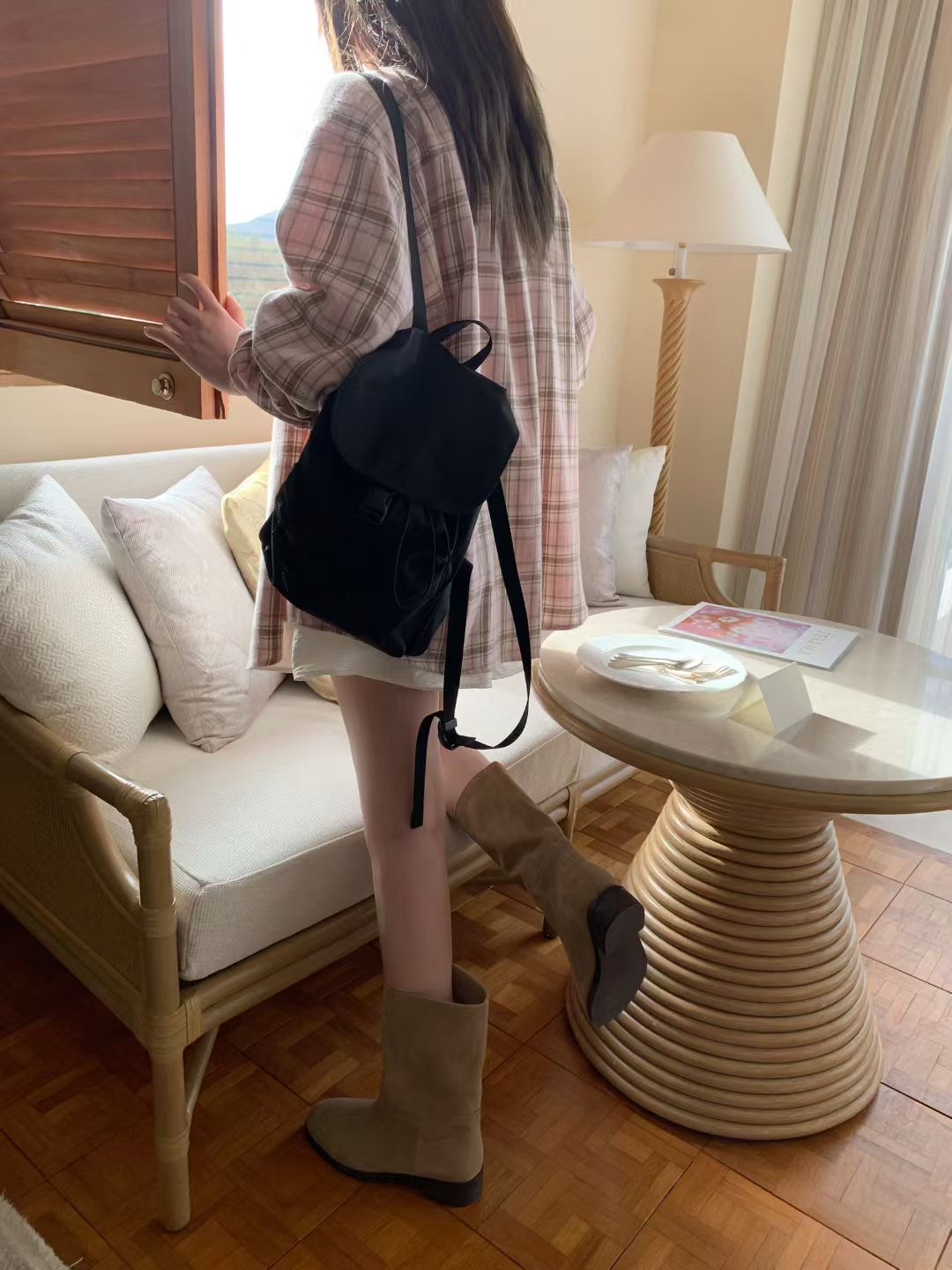 MELLOUNGE-멜라운지-T韓國代購女裝新款推薦襯衫蕾絲衫MELLOUNGE-2件起襯衫/蕾絲衫