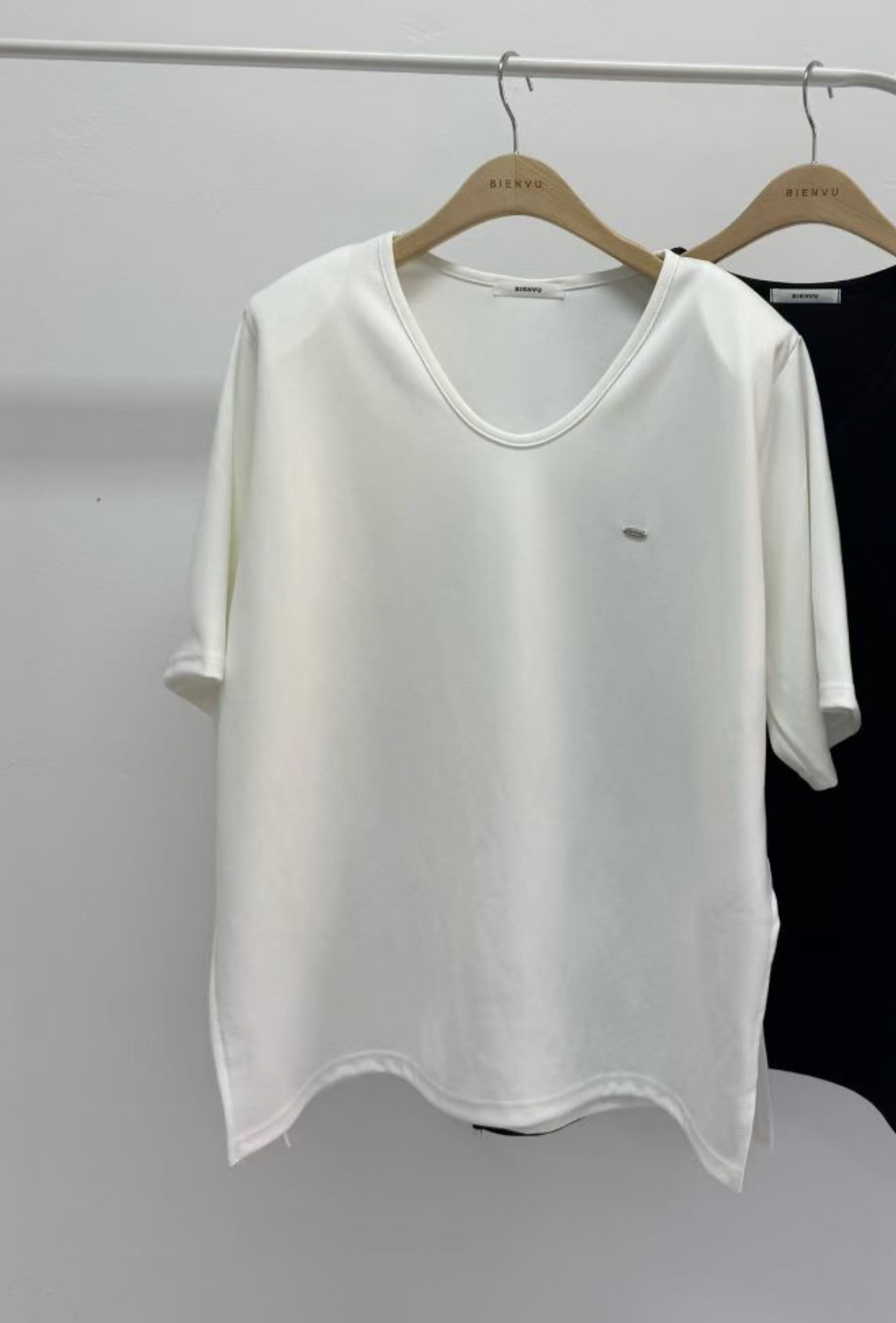BIENVU韓國直郵女士新品職業休閑熱賣26春夏推薦時尚人氣T恤BIENVUT恤圖色1