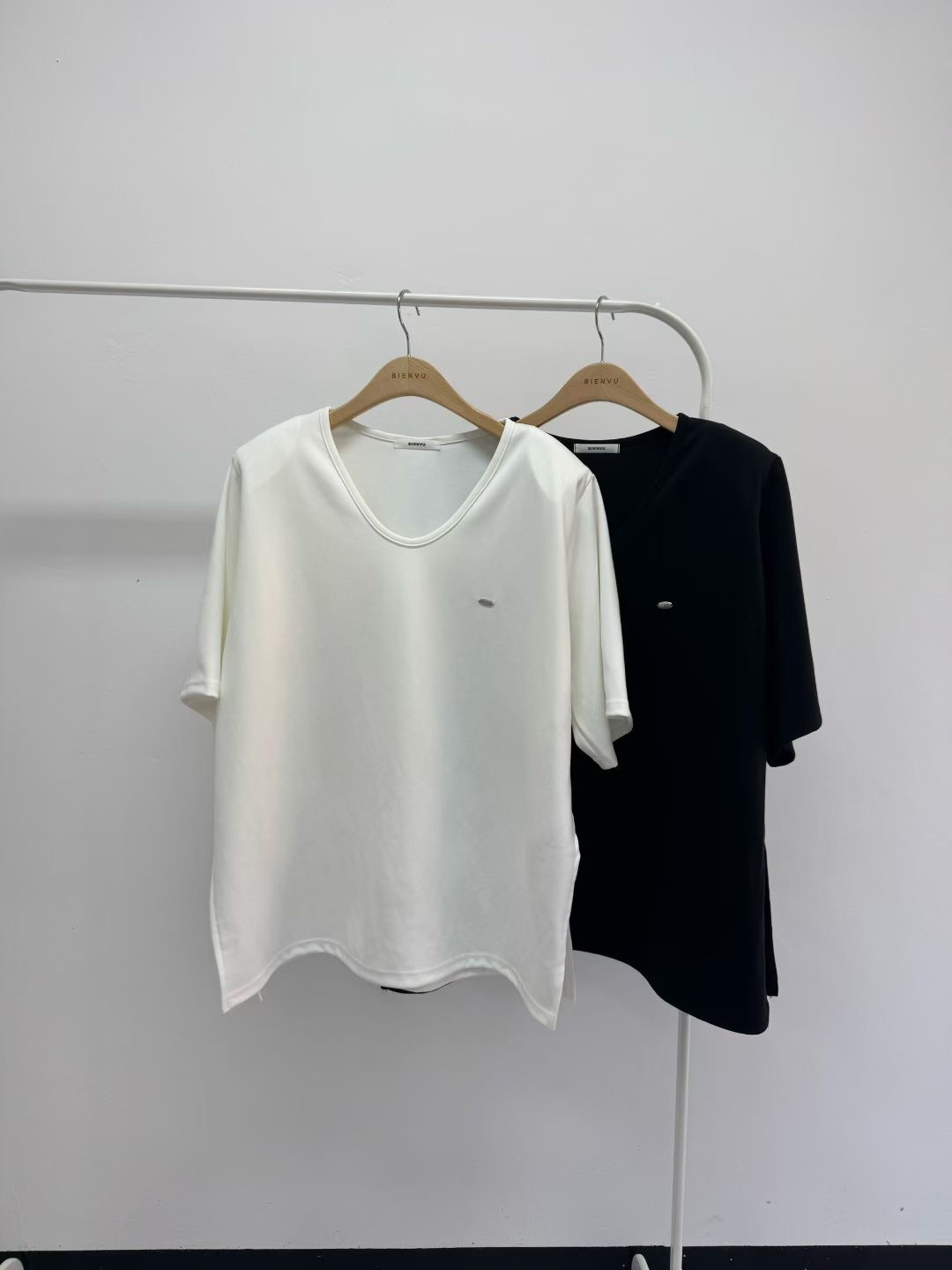 BIENVU韓國直郵女士新品職業休閑熱賣26春夏推薦時尚人氣T恤BIENVUT恤圖色2左二色