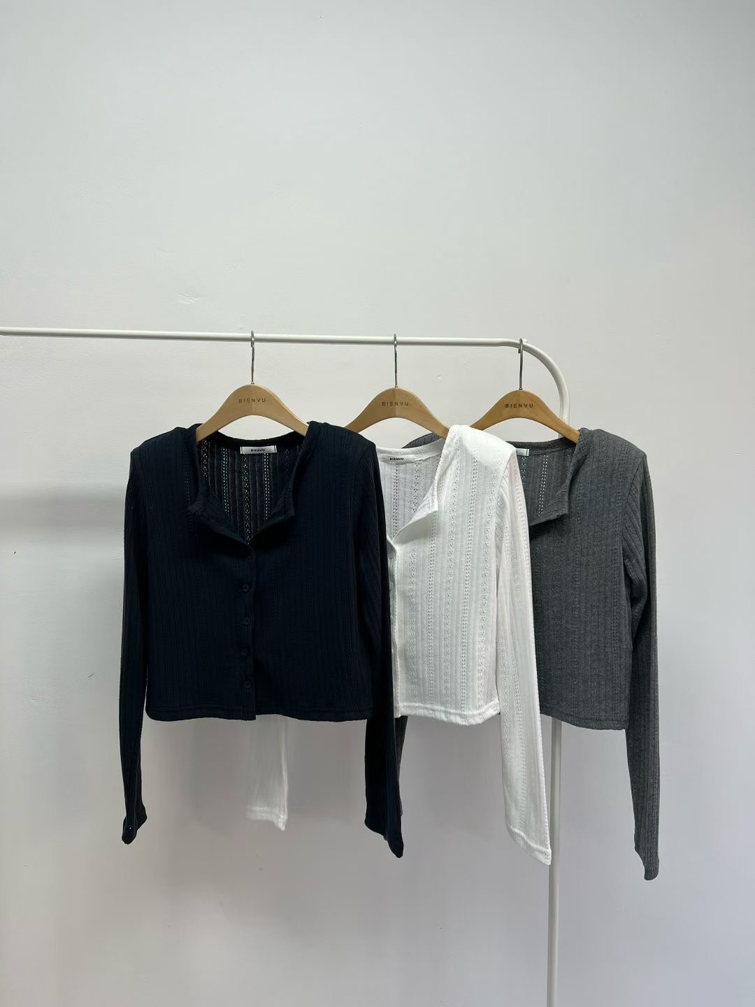 BIENVU韓國直郵實拍女士新款推薦時尚26春夏人氣休閑長袖T恤BIENVU長袖T恤