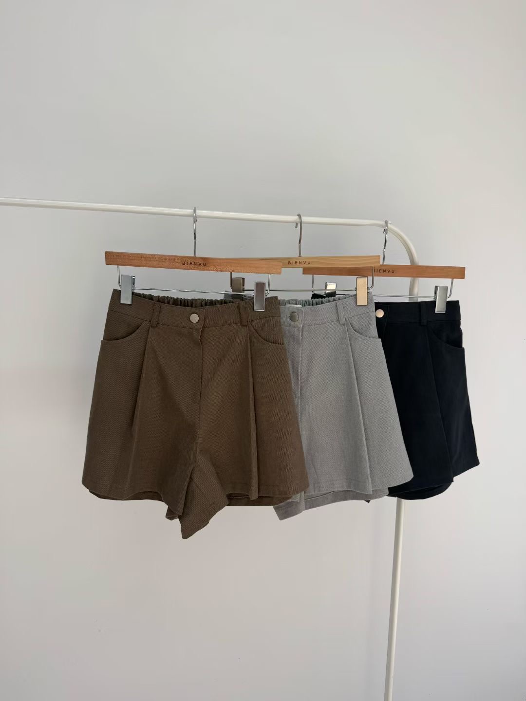 BIENVU韓國直郵實拍女裝新款推薦26春夏時尚熱賣人氣短褲BIENVU短褲圖色3左三色