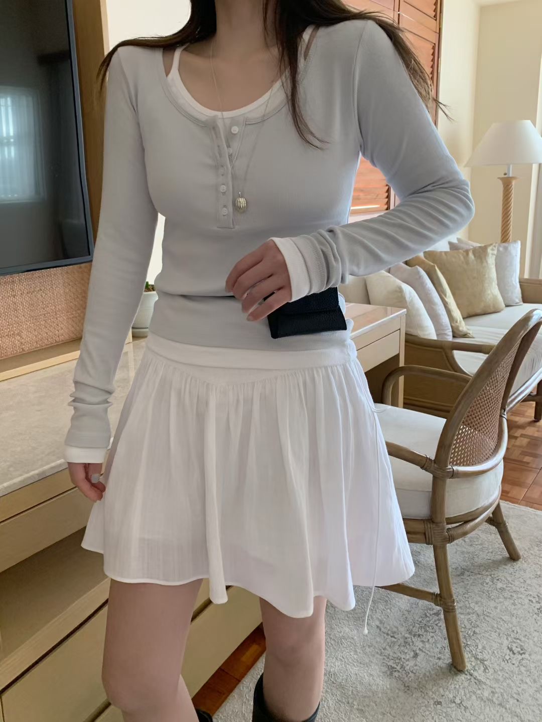 MELLOUNGE-멜라운지-T韓國東大門代購女士新款人氣長袖T恤假兩件MELLOUNGE-2件起長袖T恤圖色1