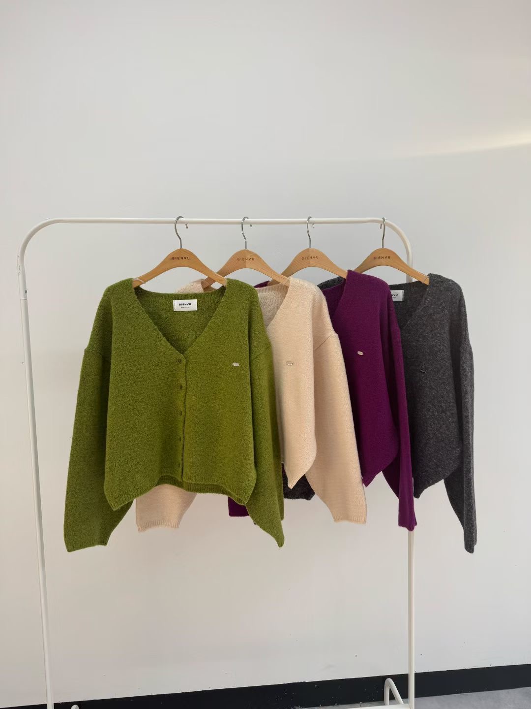 BIENVU韓國東大門代購女裝新品職業推薦熱賣休閑人氣針織衫BIENVU針織衫圖色20左二色