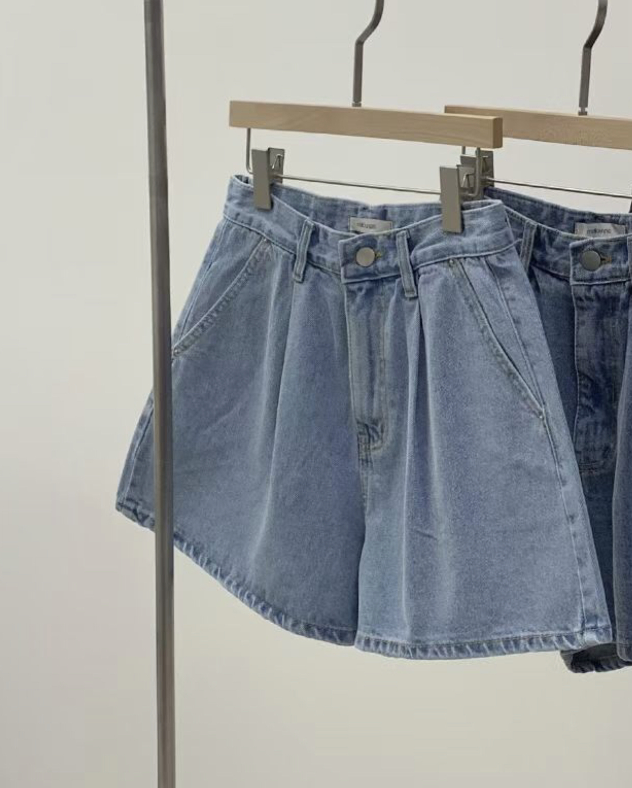 MELLOUNGE-멜라운지-T韓國東大門直郵女裝新款職業短褲MELLOUNGE-2件起短褲圖色1