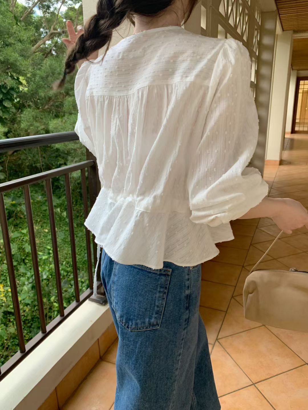 MELLOUNGE-멜라운지-T韓國東大門代購女士新品休閑襯衫蕾絲衫MELLOUNGE-2件起襯衫/蕾絲衫