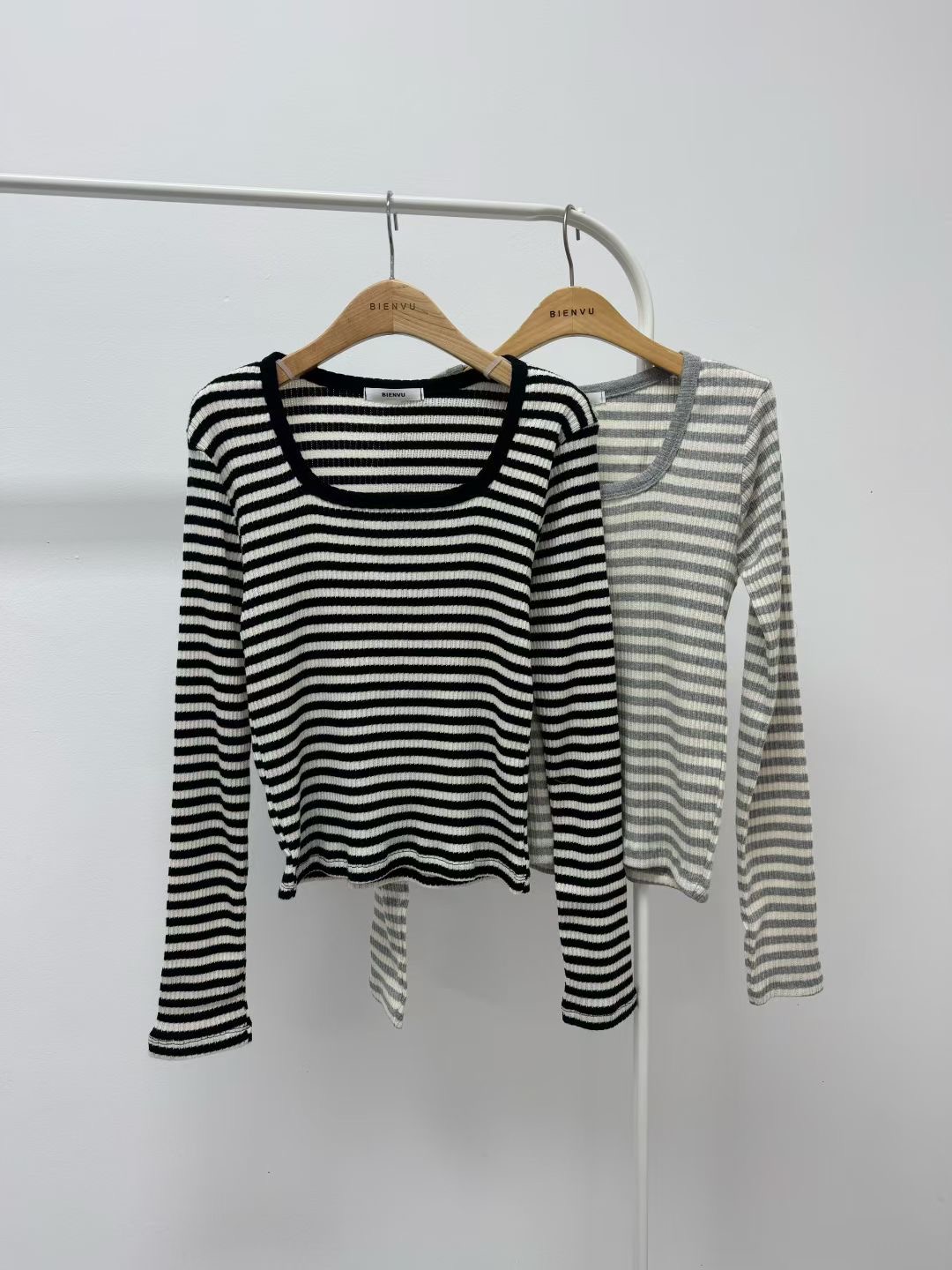 BIENVU韓國東大門代購女裝新品時尚推薦休閑熱賣職業長袖T恤BIENVU長袖T恤圖色2左二色