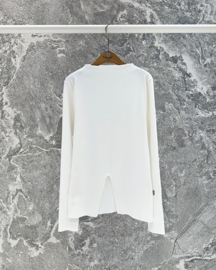 ROOKIE BUD韓國直郵實拍女裝新款人氣26春夏推薦長袖T恤ROOKIE BUD-P長袖T恤圖色2