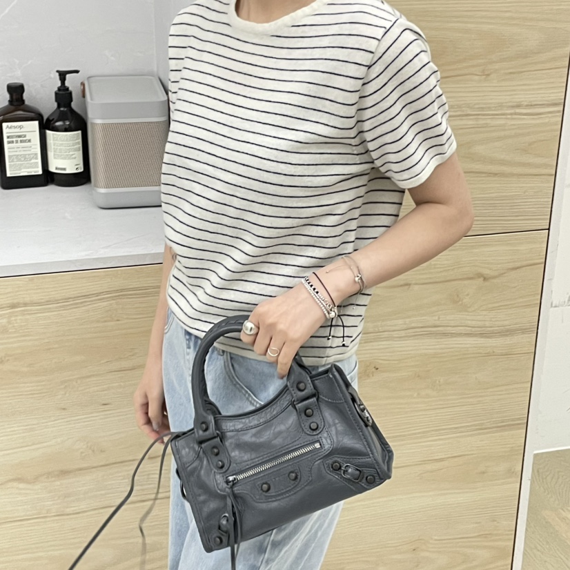 J PLACE韓國直郵實拍女裝新品熱賣26春夏推薦單肩斜跨包J PLACE單肩/斜跨包