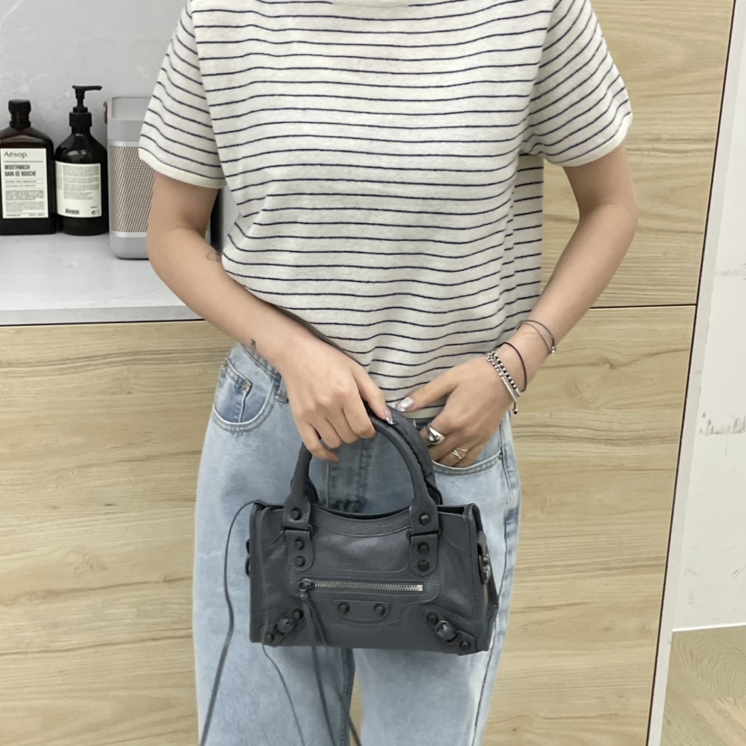 J PLACE韓國直郵實拍女裝新品熱賣26春夏推薦單肩斜跨包J PLACE單肩/斜跨包