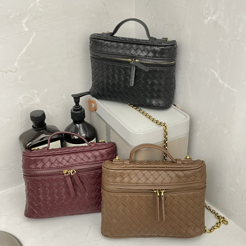 J PLACE韓國代購女裝新款26春夏時尚推薦單肩斜跨包羊皮J PLACE單肩/斜跨包