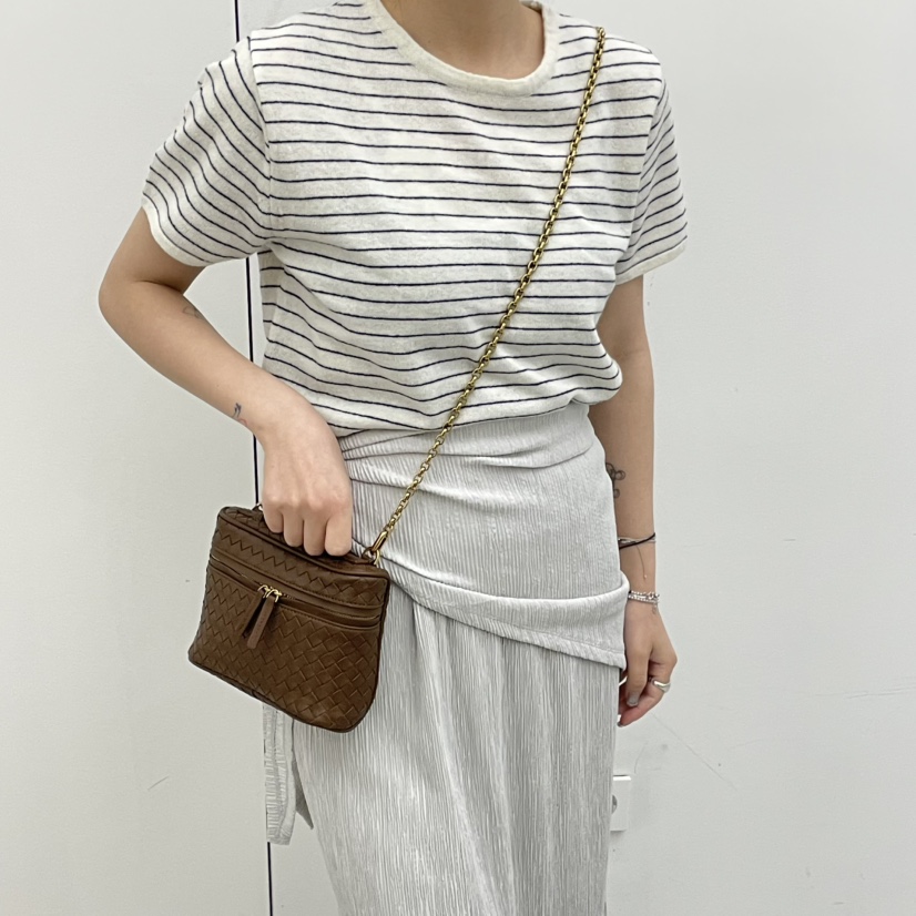 J PLACE韓國代購女裝新款26春夏時尚推薦單肩斜跨包羊皮J PLACE單肩/斜跨包