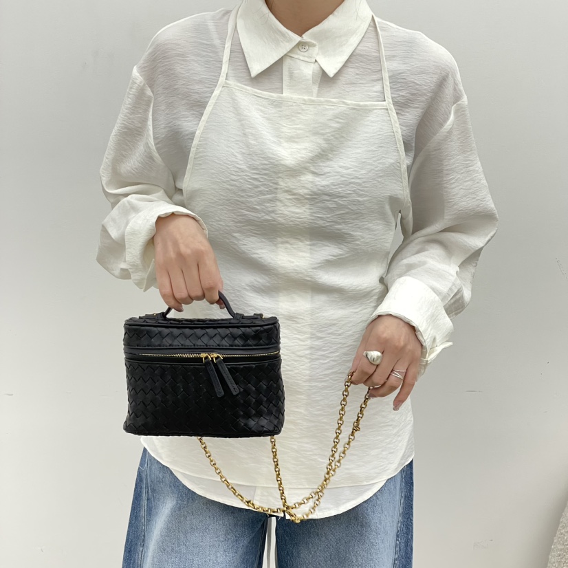 J PLACE韓國代購女裝新款26春夏時尚推薦單肩斜跨包羊皮J PLACE單肩/斜跨包