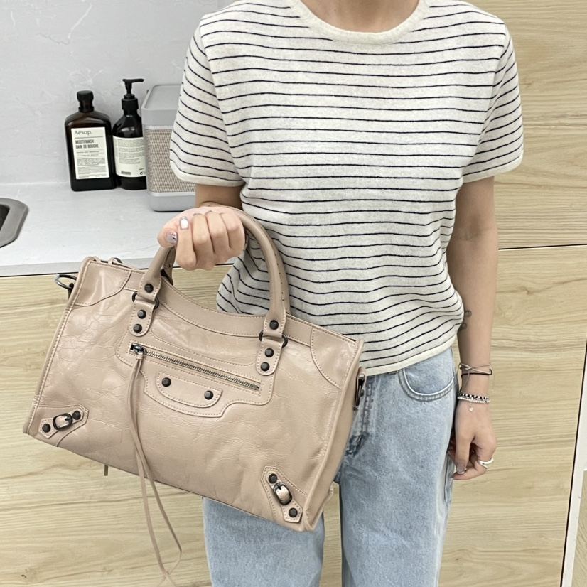 J PLACE韓國代購女裝新款休閑推薦時尚熱賣人氣單肩斜跨包J PLACE單肩/斜跨包