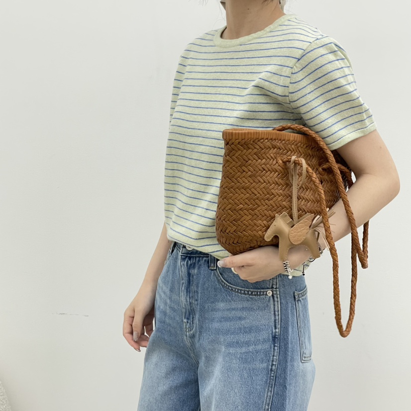 J PLACE韓國直郵實拍女士新款時尚推薦單肩斜跨包不含配飾J PLACE單肩/斜跨包