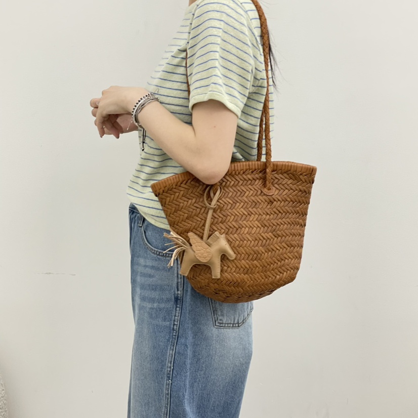 J PLACE韓國直郵實拍女士新款時尚推薦單肩斜跨包不含配飾J PLACE單肩/斜跨包