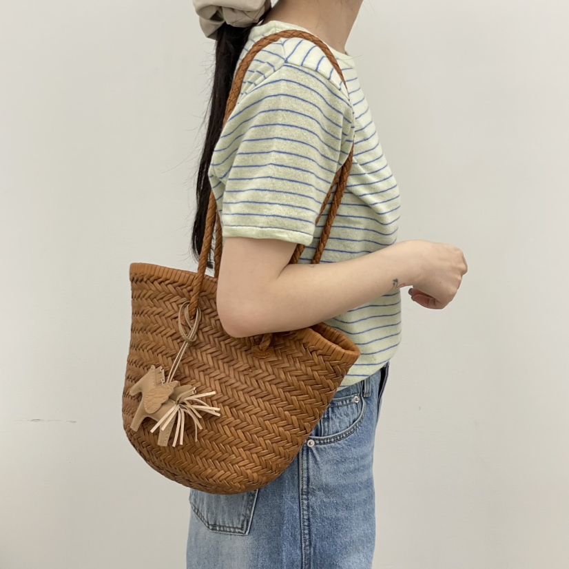 J PLACE韓國直郵實拍女士新款時尚推薦單肩斜跨包不含配飾J PLACE單肩/斜跨包