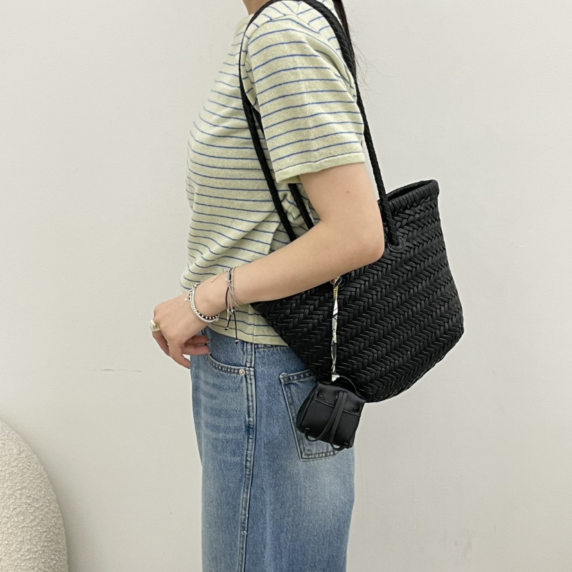 J PLACE韓國直郵實拍女士新款時尚推薦單肩斜跨包不含配飾J PLACE單肩/斜跨包