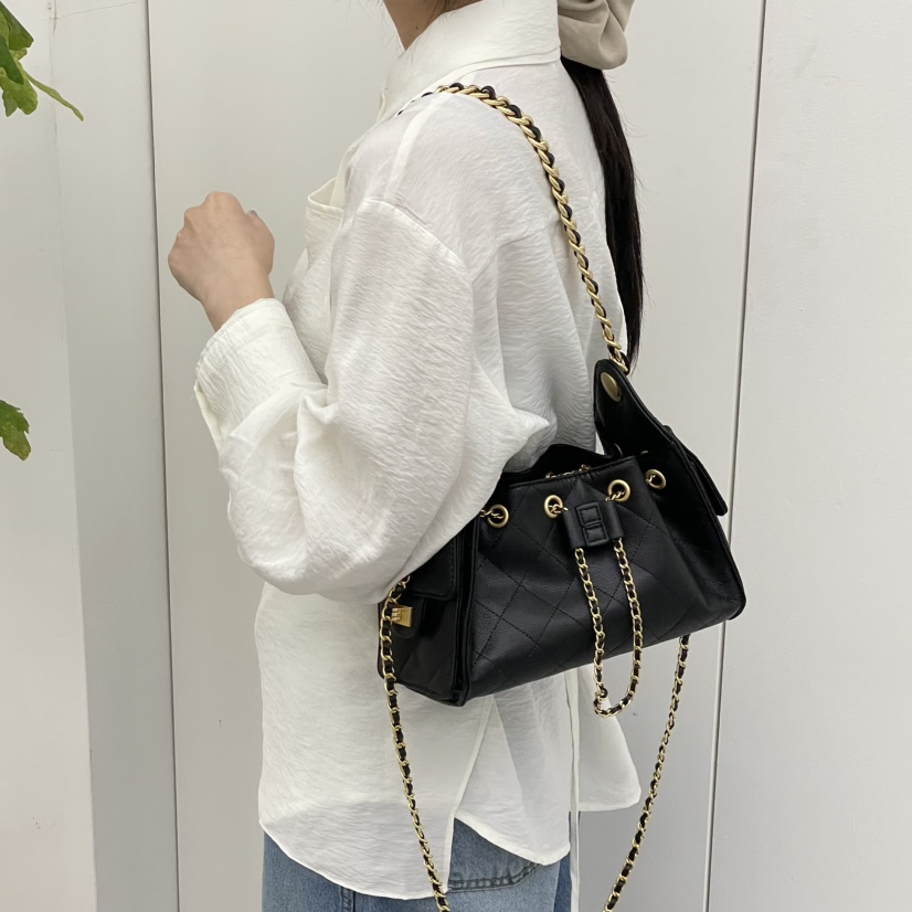 J PLACE韓國直郵實拍女裝新款熱賣休閑人氣職業單肩斜跨包J PLACE單肩/斜跨包