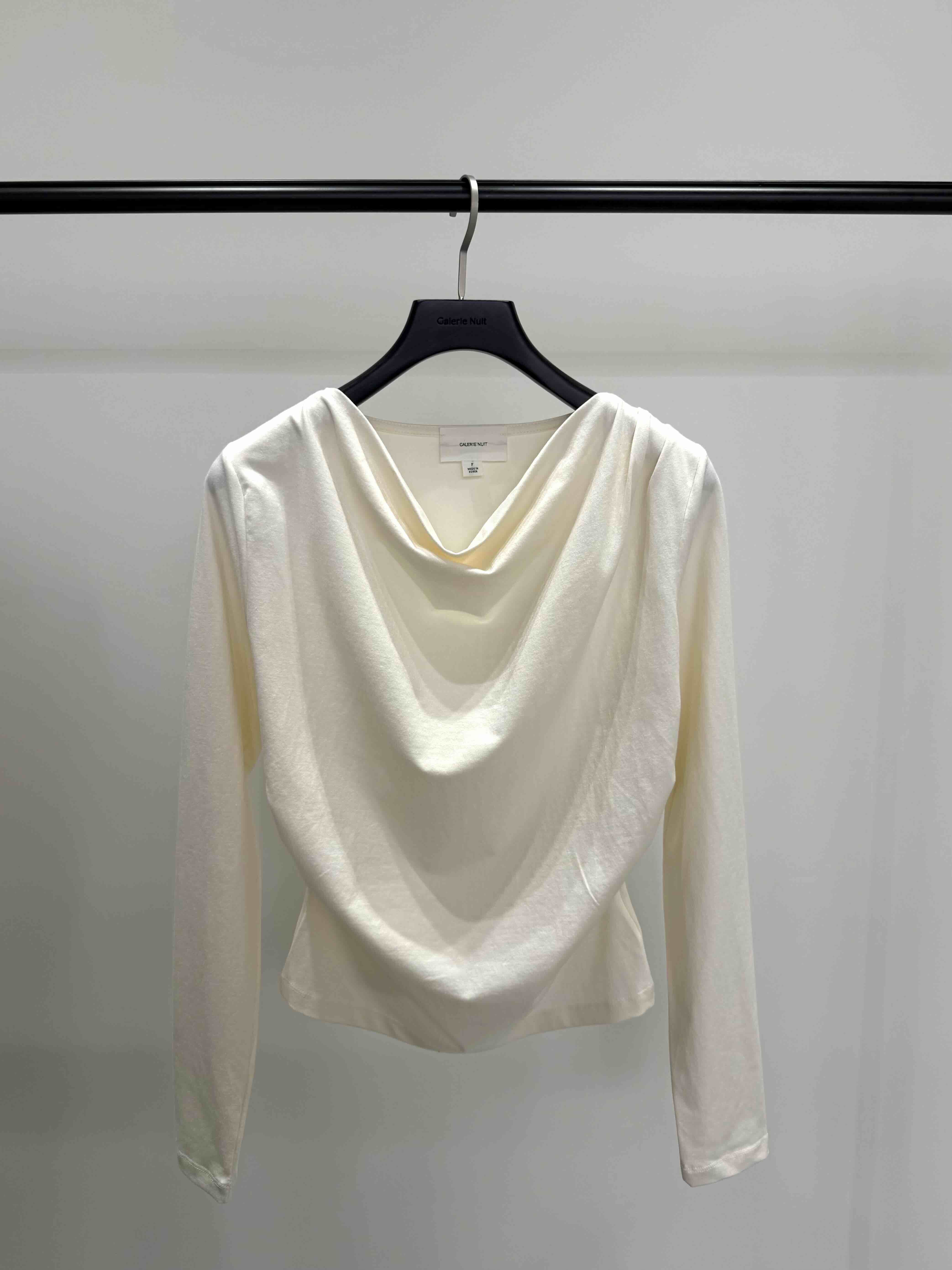 GALERIE NUIT韓國直郵女士新款26春夏時尚職業長袖T恤高領GALERIE NUIT長袖T恤圖色1