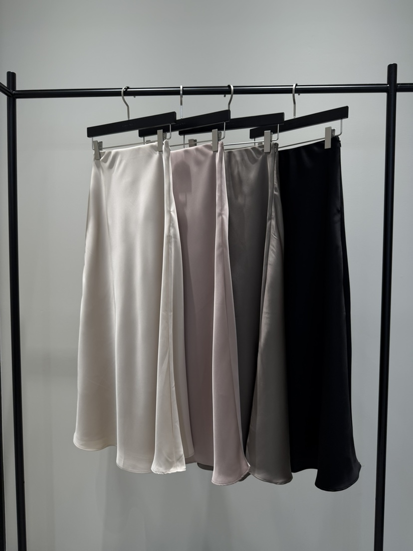 GALERIE NUIT東大門實拍女士新款職業人氣熱賣長裙緞面長款GALERIE NUIT長裙