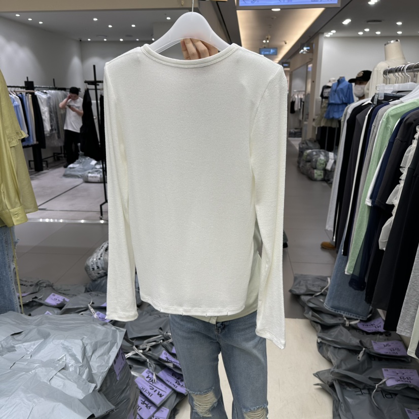BENE東大門實拍女士新品時尚推薦熱賣真品職業人氣長袖T恤BENE長袖T恤
