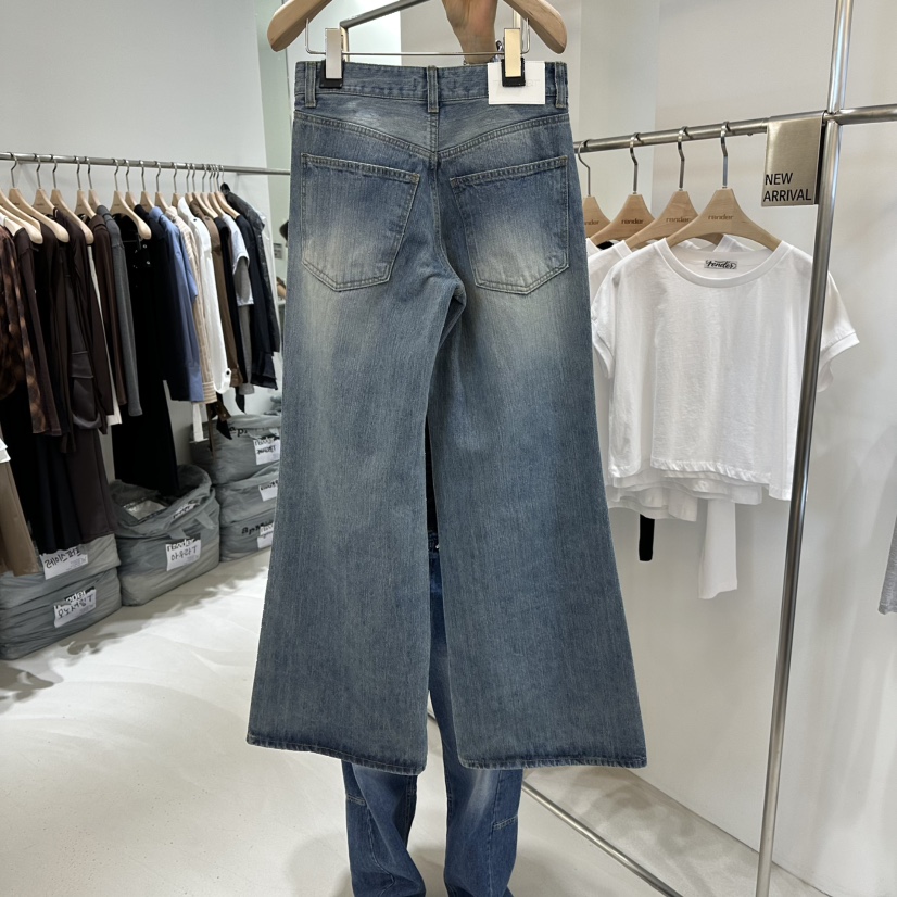 RENDER東大門直郵女裝新品推薦時尚熱賣休閑26春夏牛仔褲喇叭RENDER牛仔褲