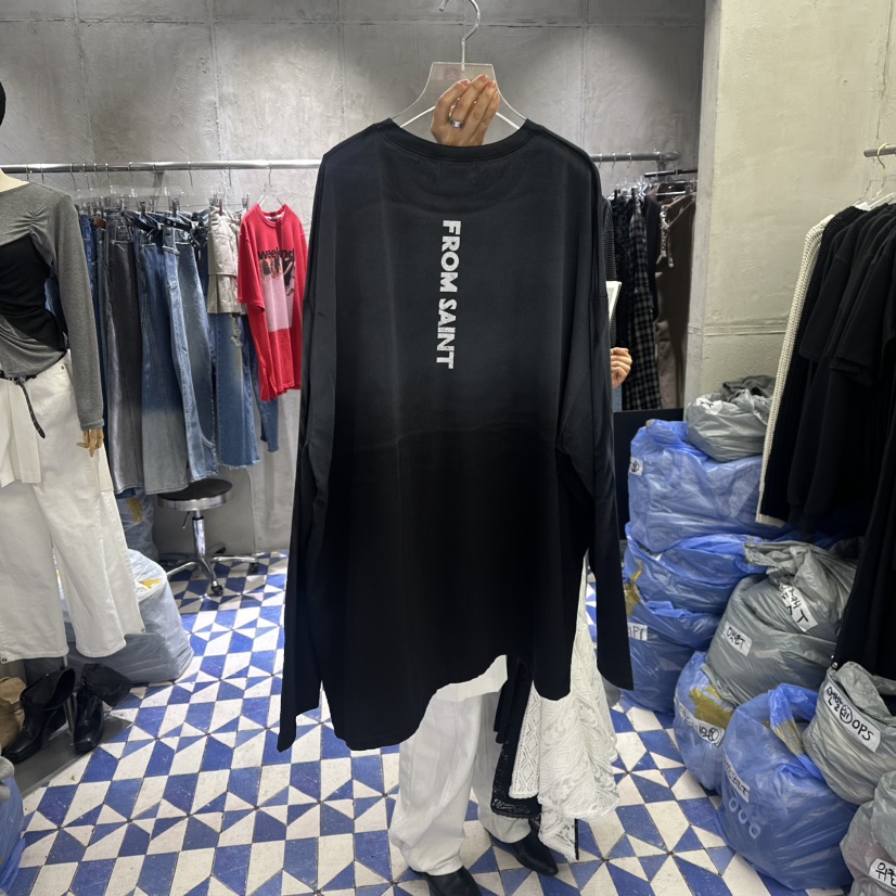 AMOUR韓國東大門直郵女裝新款熱賣人氣休閑時尚職業長袖T恤AMOUR長袖T恤