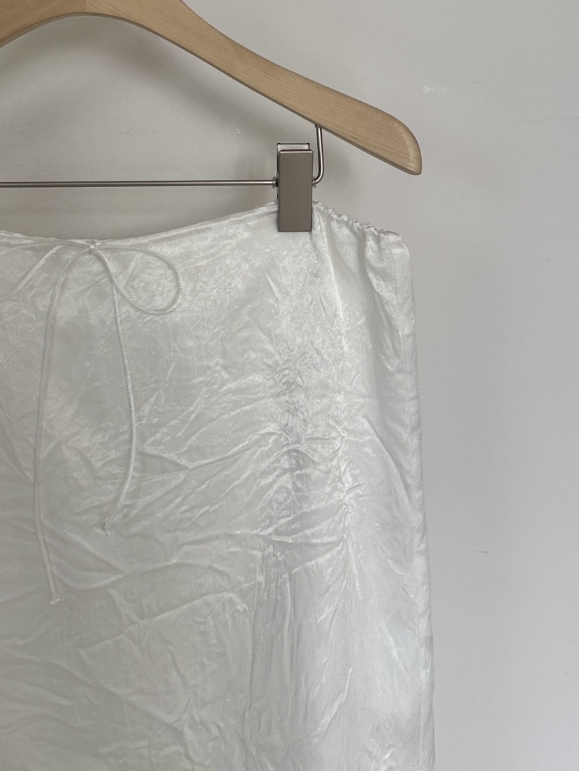 VERGAMOT韓國東大門代購女裝新品熱賣人氣時尚職業推薦短裙VERGAMOT短裙