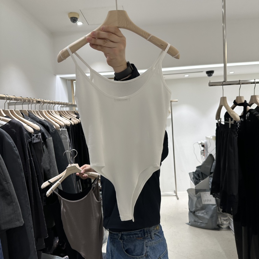 CONNAUGHT/DAILYJUD韓國代購女裝新款熱賣職業推薦吊帶背心CONNAUGHT/DAILYJUD吊帶/背心