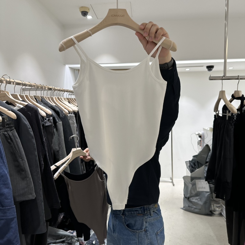 CONNAUGHT/DAILYJUD韓國代購女裝新款熱賣職業推薦吊帶背心CONNAUGHT/DAILYJUD吊帶/背心圖色1