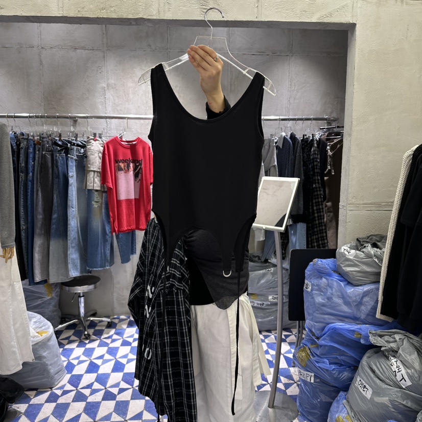 AMOUR韓國代購女裝新品職業熱賣26春夏推薦人氣休閑吊帶背心AMOUR吊帶/背心圖色2