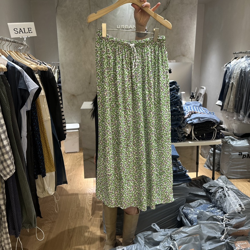 URBANE-P韓國直郵實拍女士新品休閑人氣推薦職業熱賣長裙URBANE-P長裙圖色2