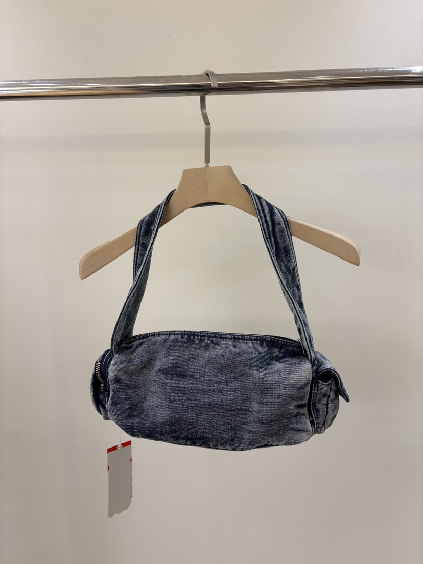 MUSHROOM-A韓國直郵女裝新款休閑熱賣時尚單肩斜跨包口袋MUSHROOM單肩/斜跨包